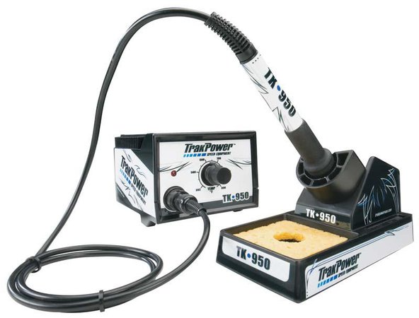 Main Photo: All-new TK950 soldering station